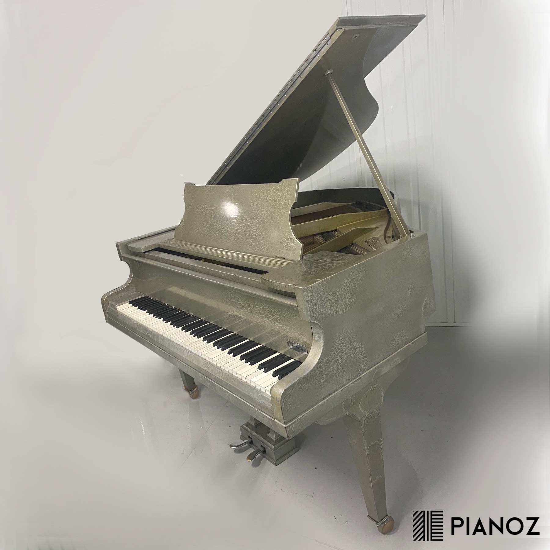 Broadwood Silver Crackle Baby Grand Piano piano for sale in UK