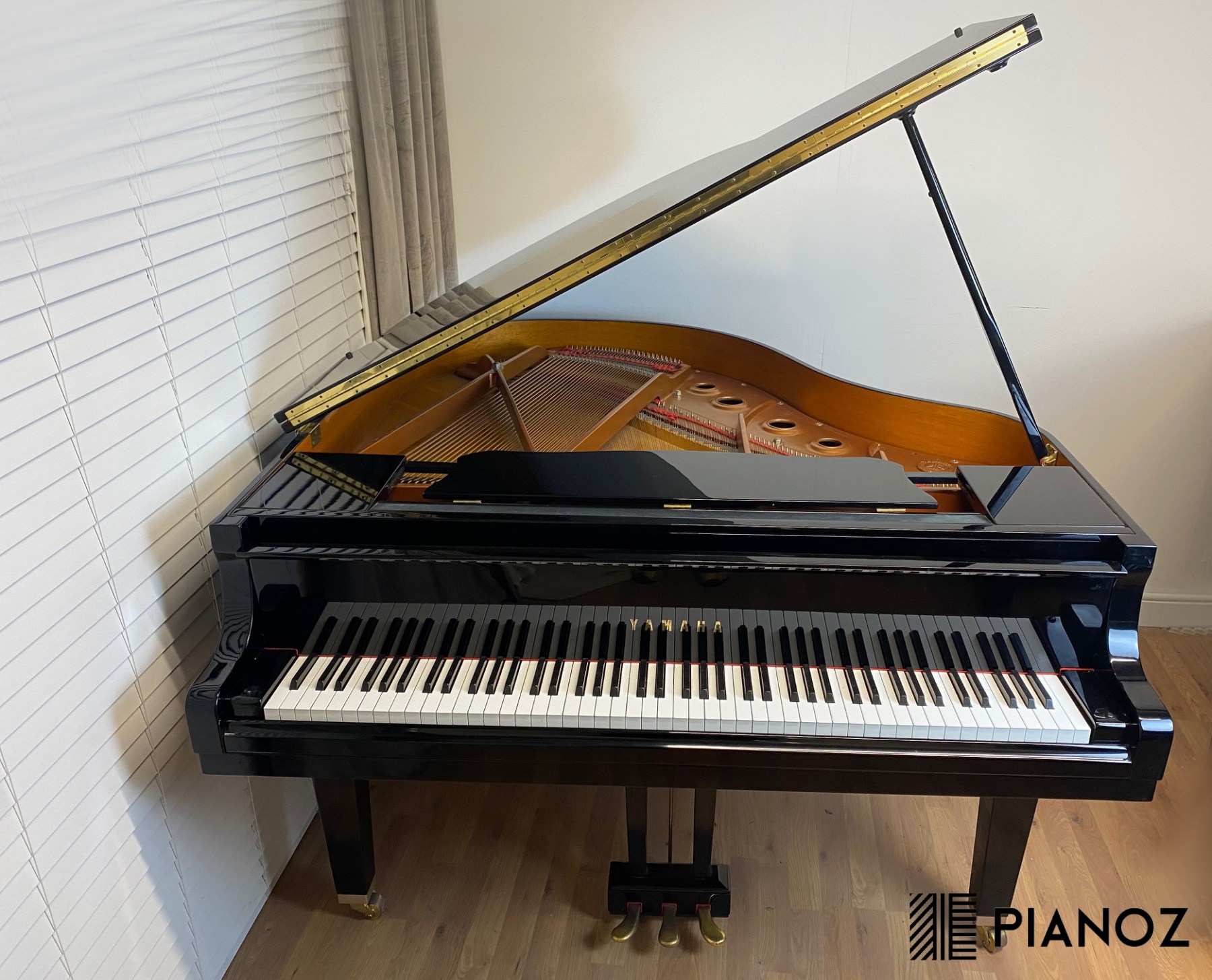 Yamaha G1 Black Gloss Baby Grand Piano piano for sale in UK