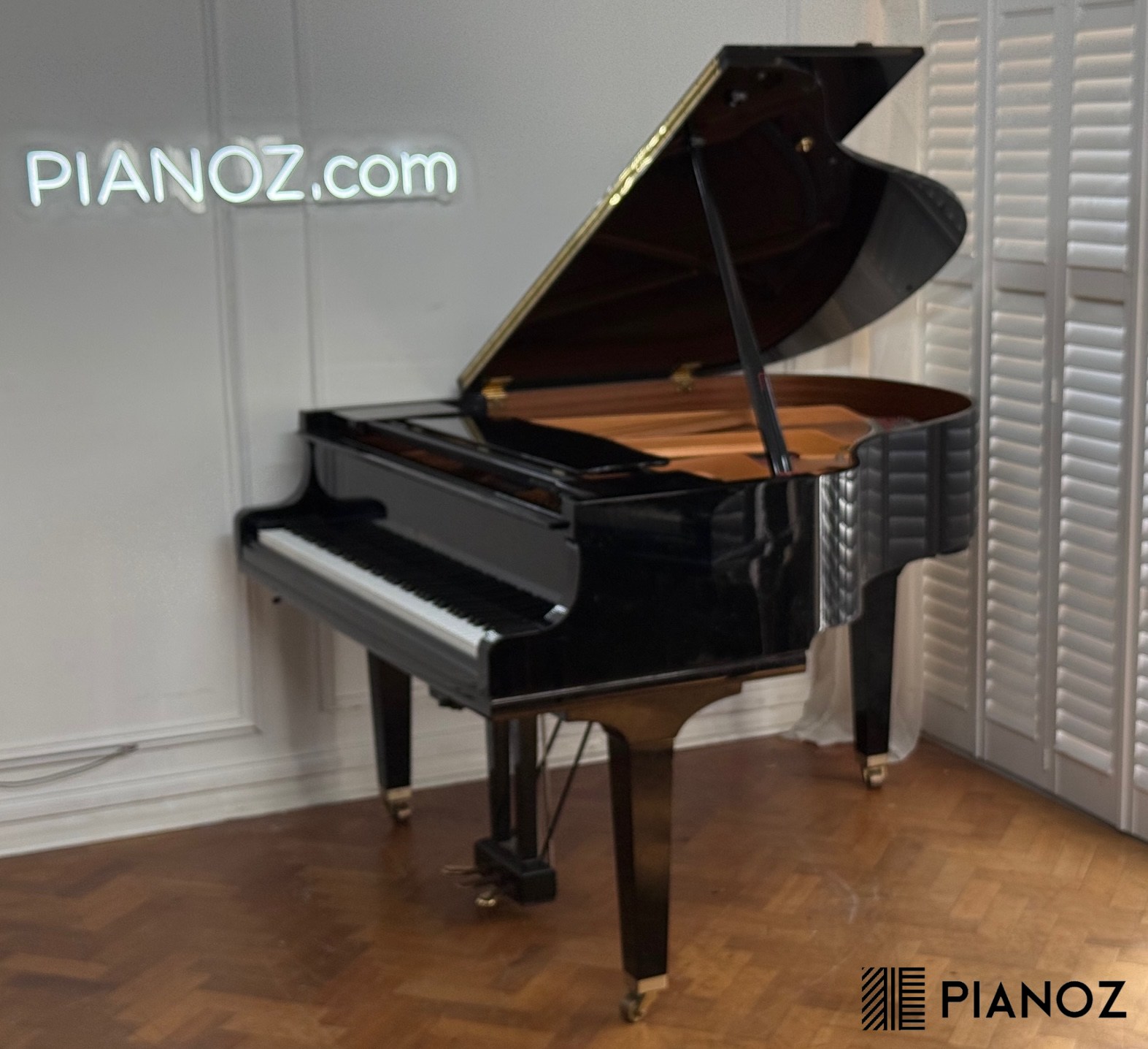 Yamaha GC1 Silent System Baby Grand Piano piano for sale in UK