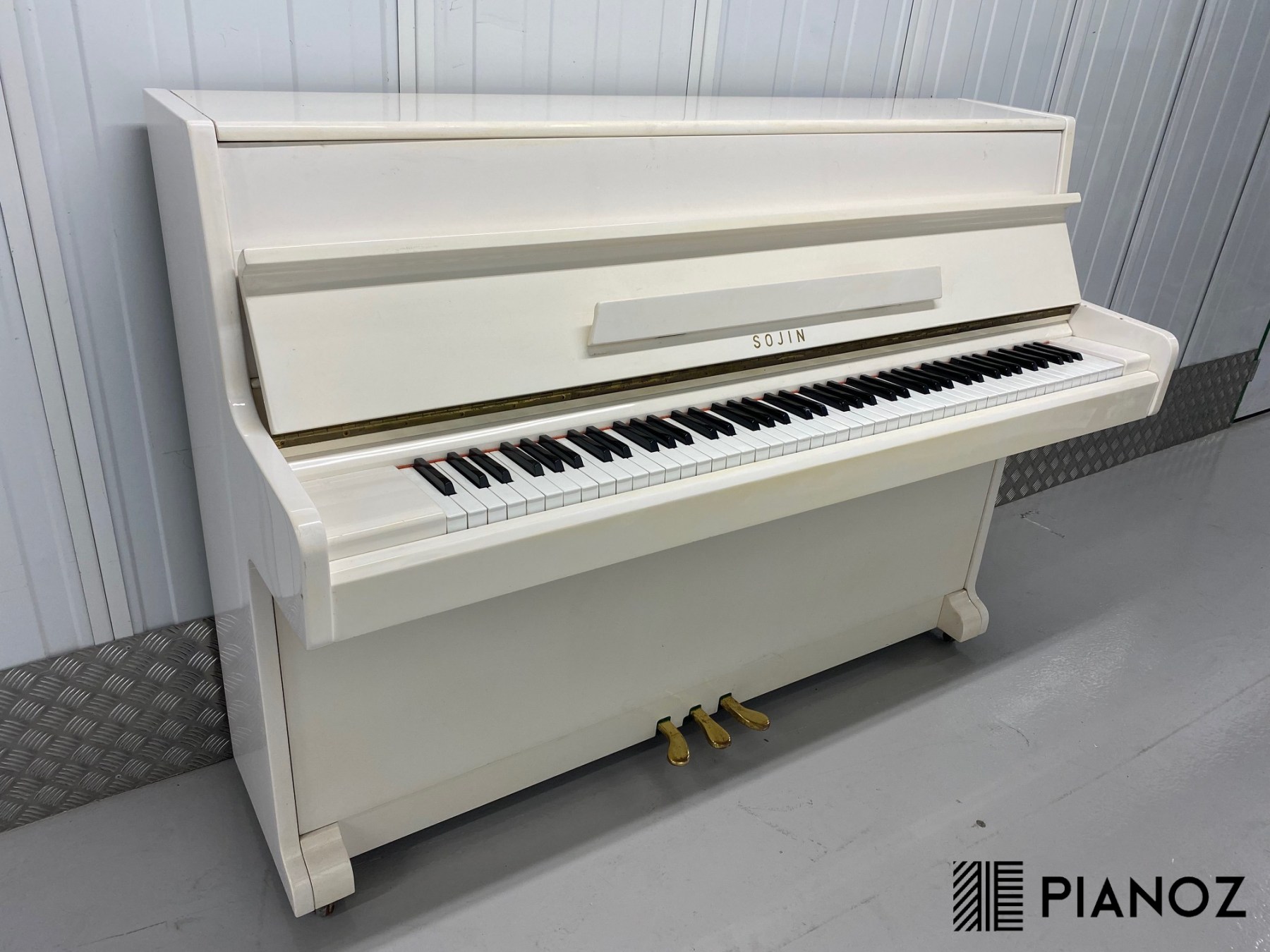 get annoyed convertible Bungalow Sojin White High Gloss Upright Piano for sale UK | P I A N O Z - The  Ultimate Online Piano Showroom - UK Piano Shop - Black Baby Grands