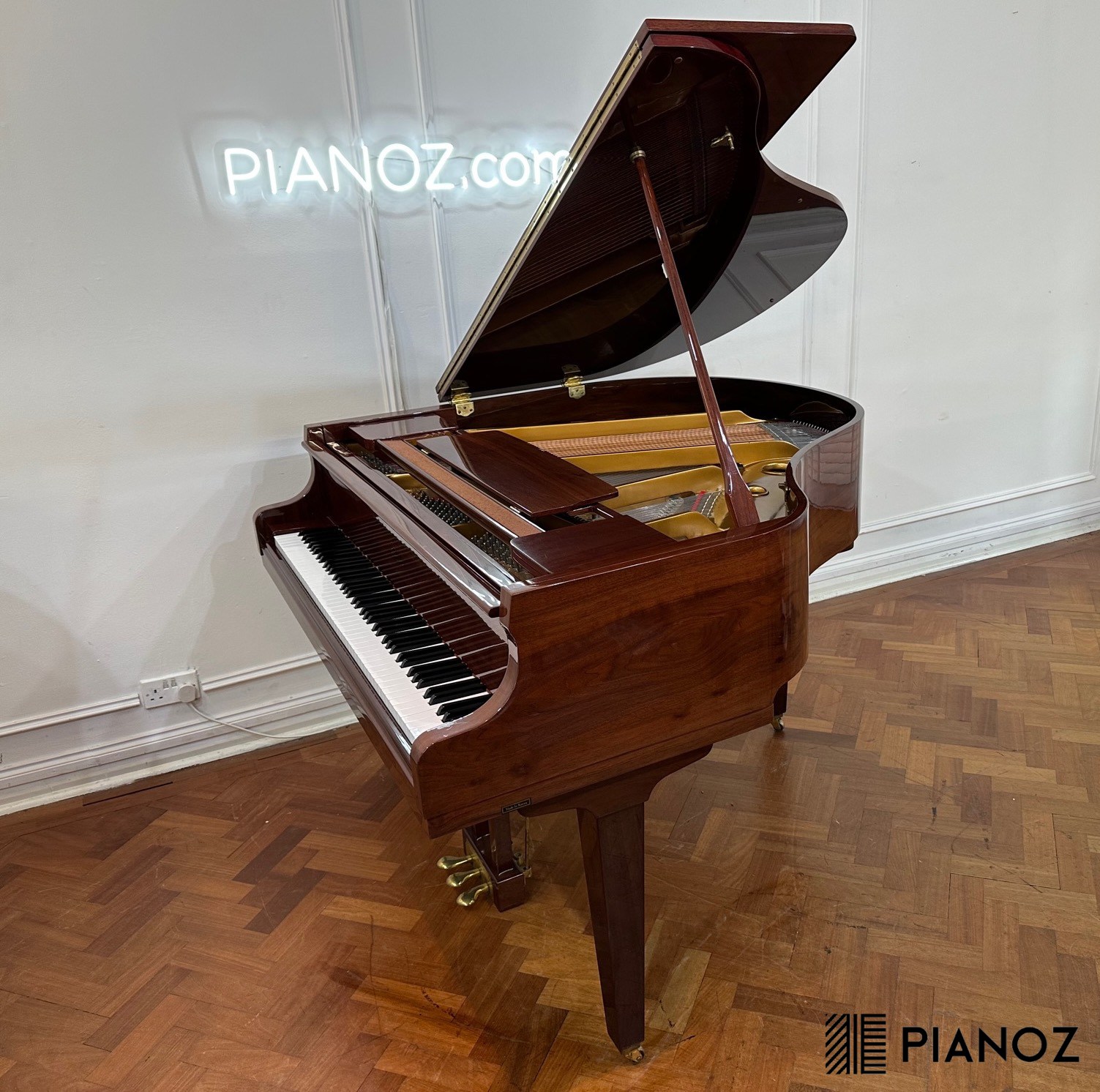 Cranes High Gloss Baby Grand Piano piano for sale in UK