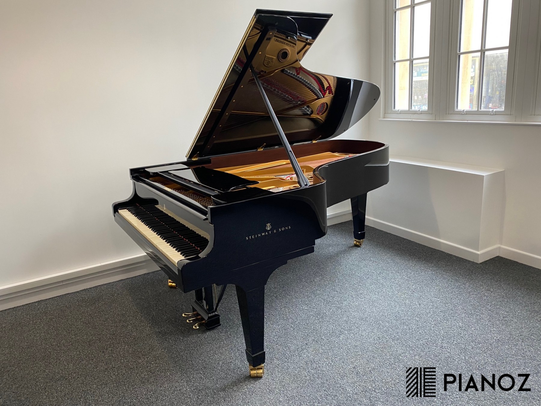 Steinway & Sons  Model C 224  Concert Grand piano for sale in UK