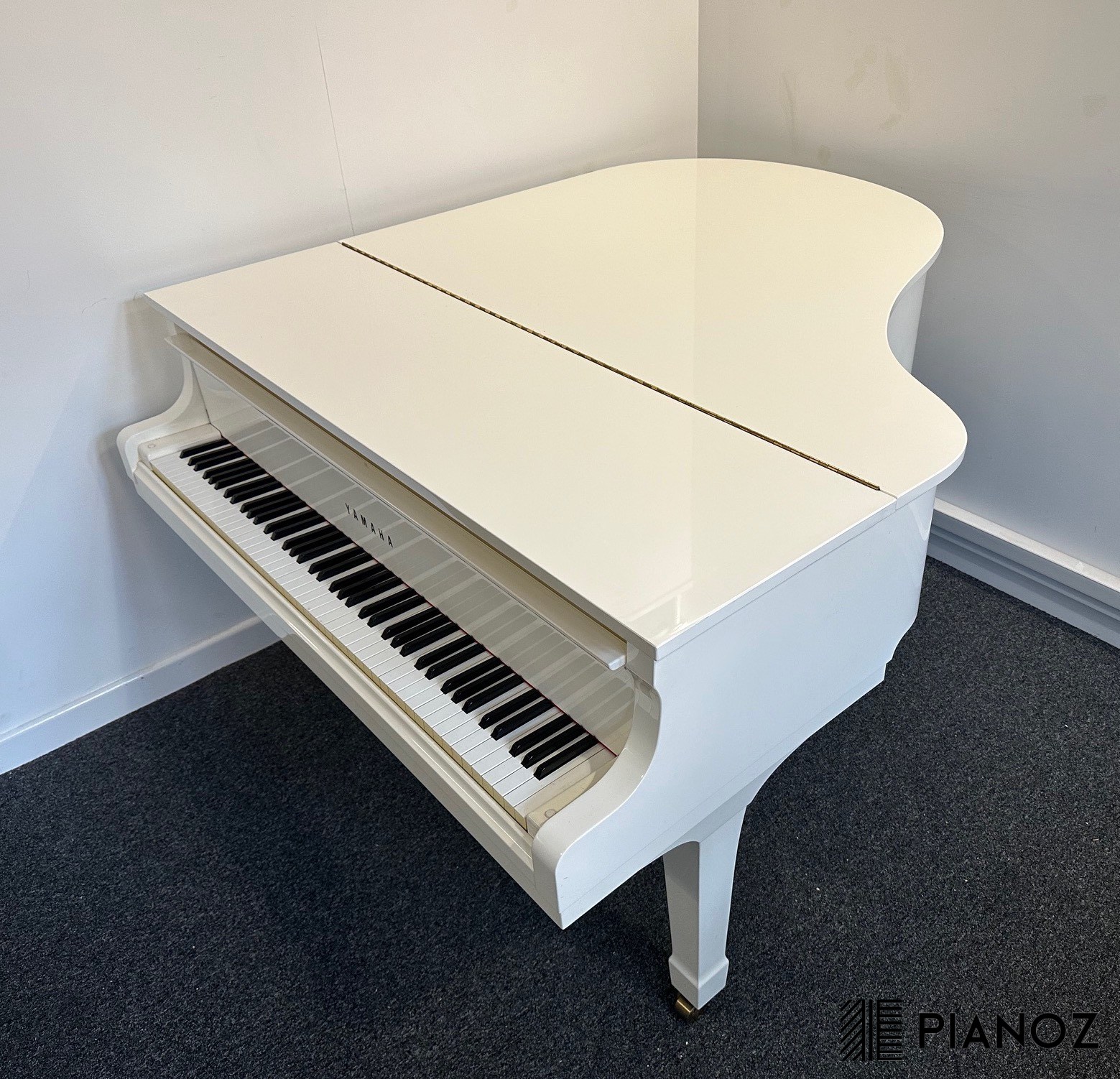 Yamaha G2 Japanese White Baby Grand Piano piano for sale in UK