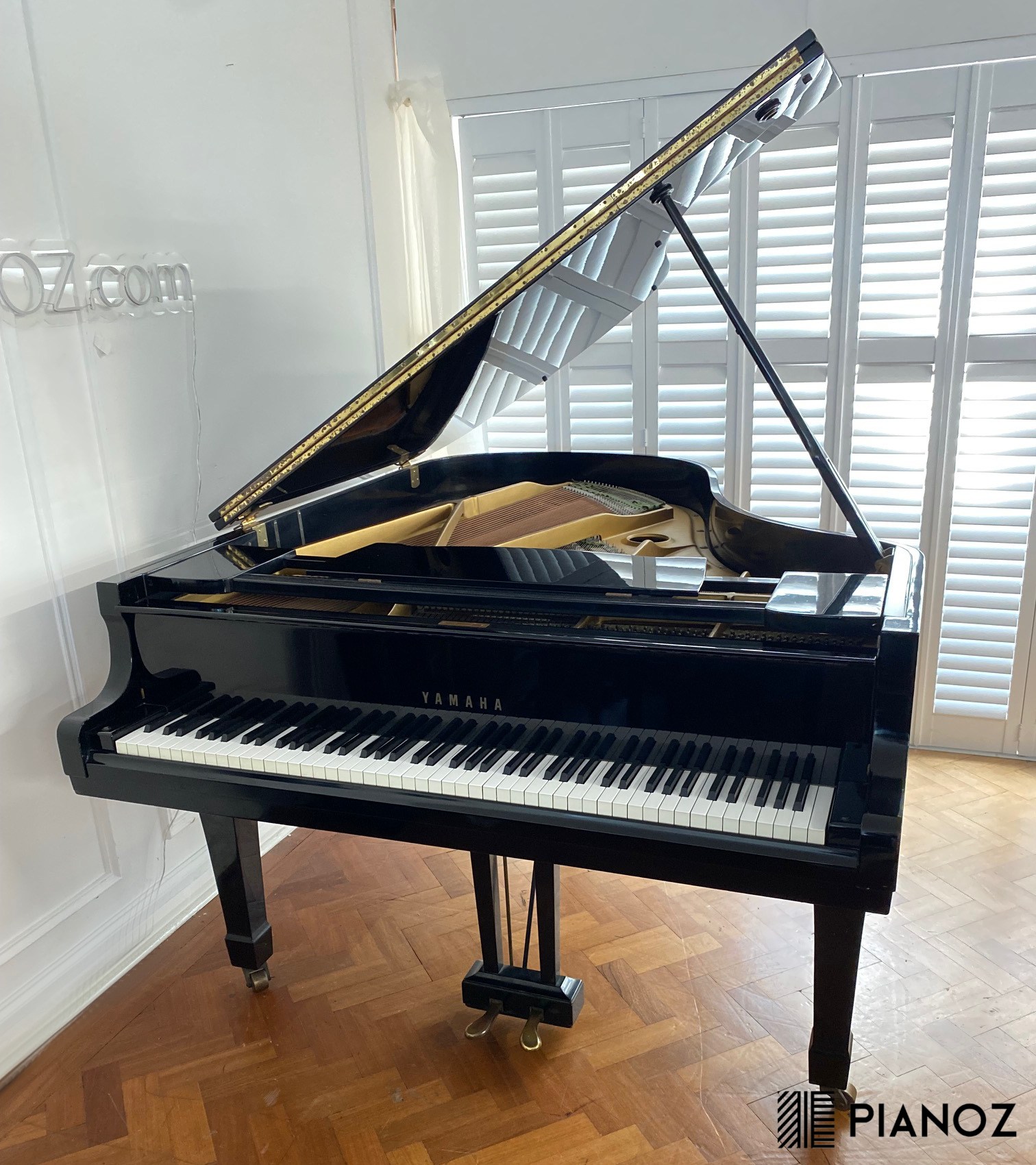 Yamaha G3 (C3) Japanese Grand Piano piano for sale in UK