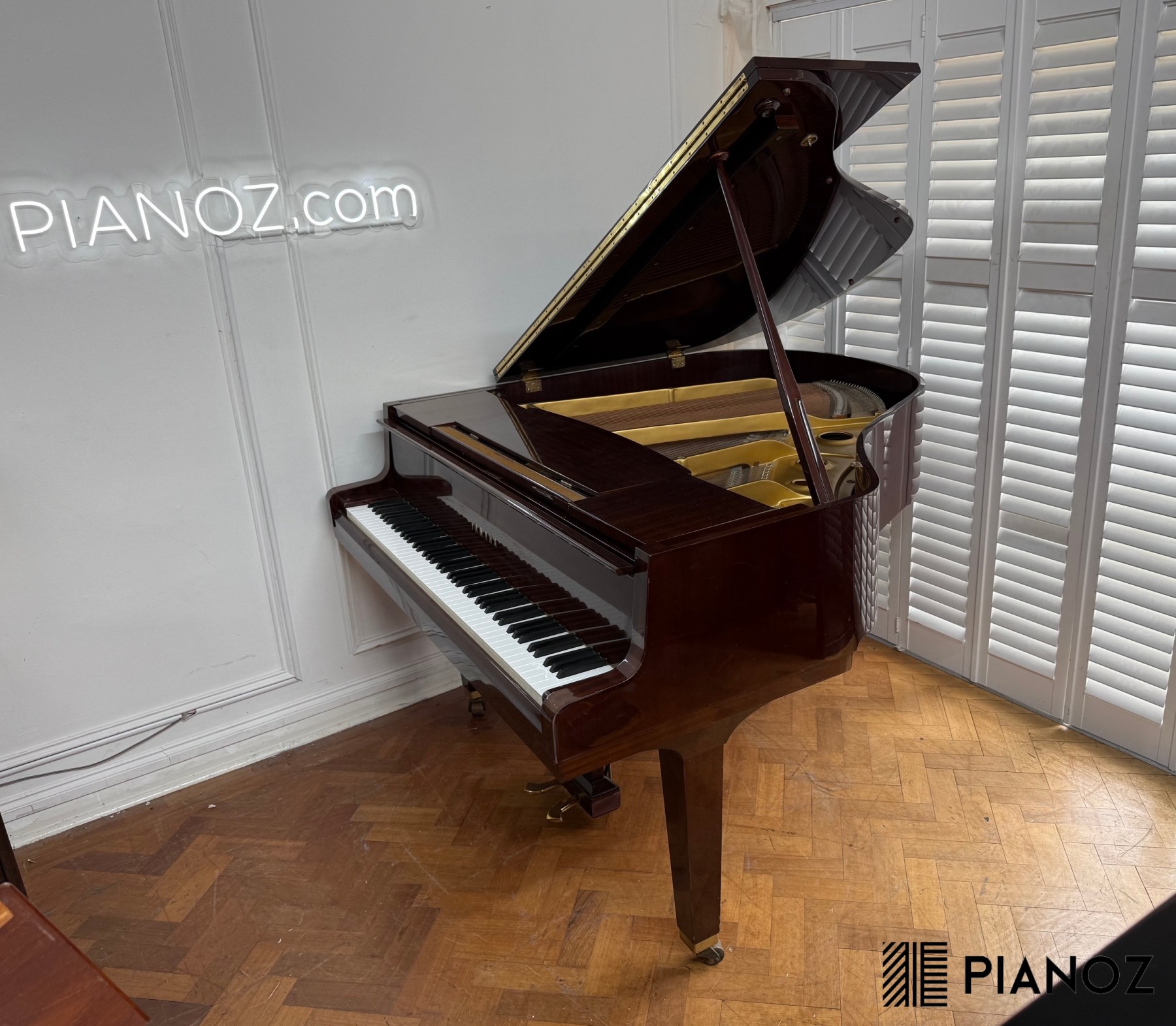 Yamaha G1 Baby Grand Piano piano for sale in UK