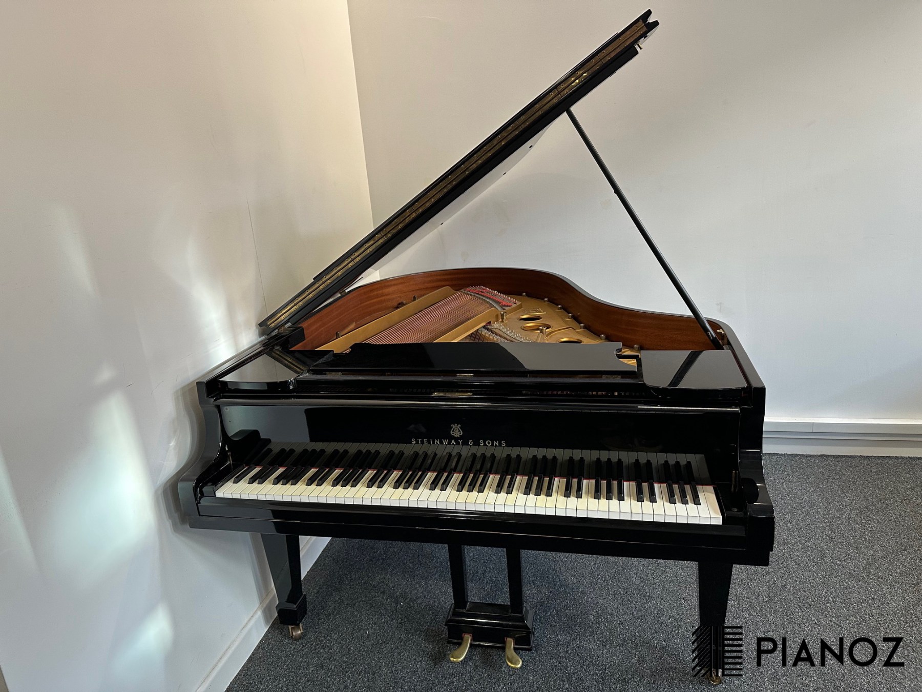 Steinway & Sons Model O 1975 Grand Piano piano for sale in UK