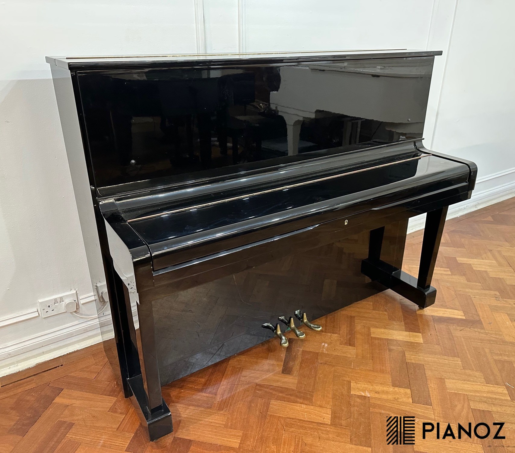 Samick WG5 U1 Size Upright Piano piano for sale in UK