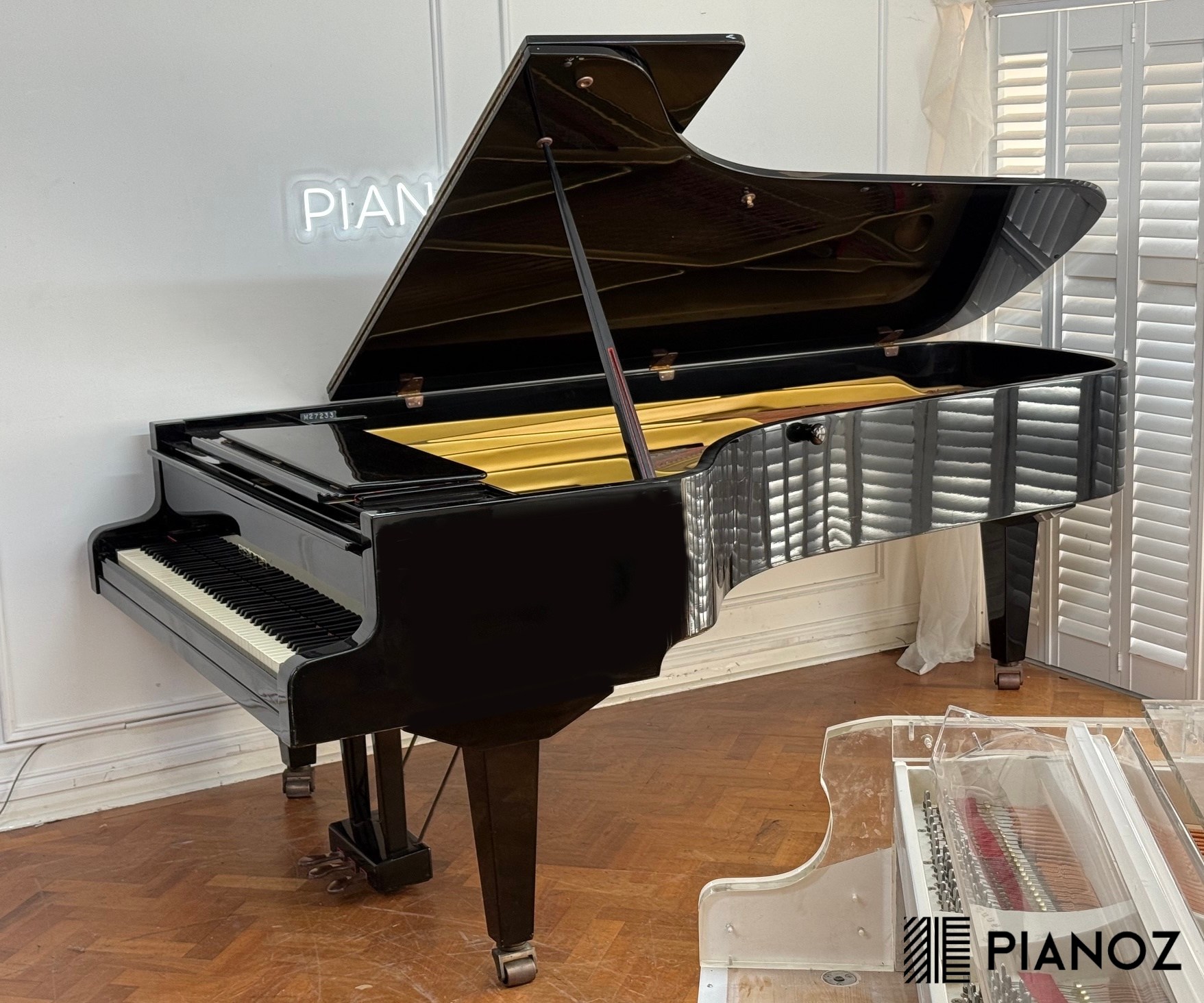 Estonia 274 Renner Concert Grand piano for sale in UK