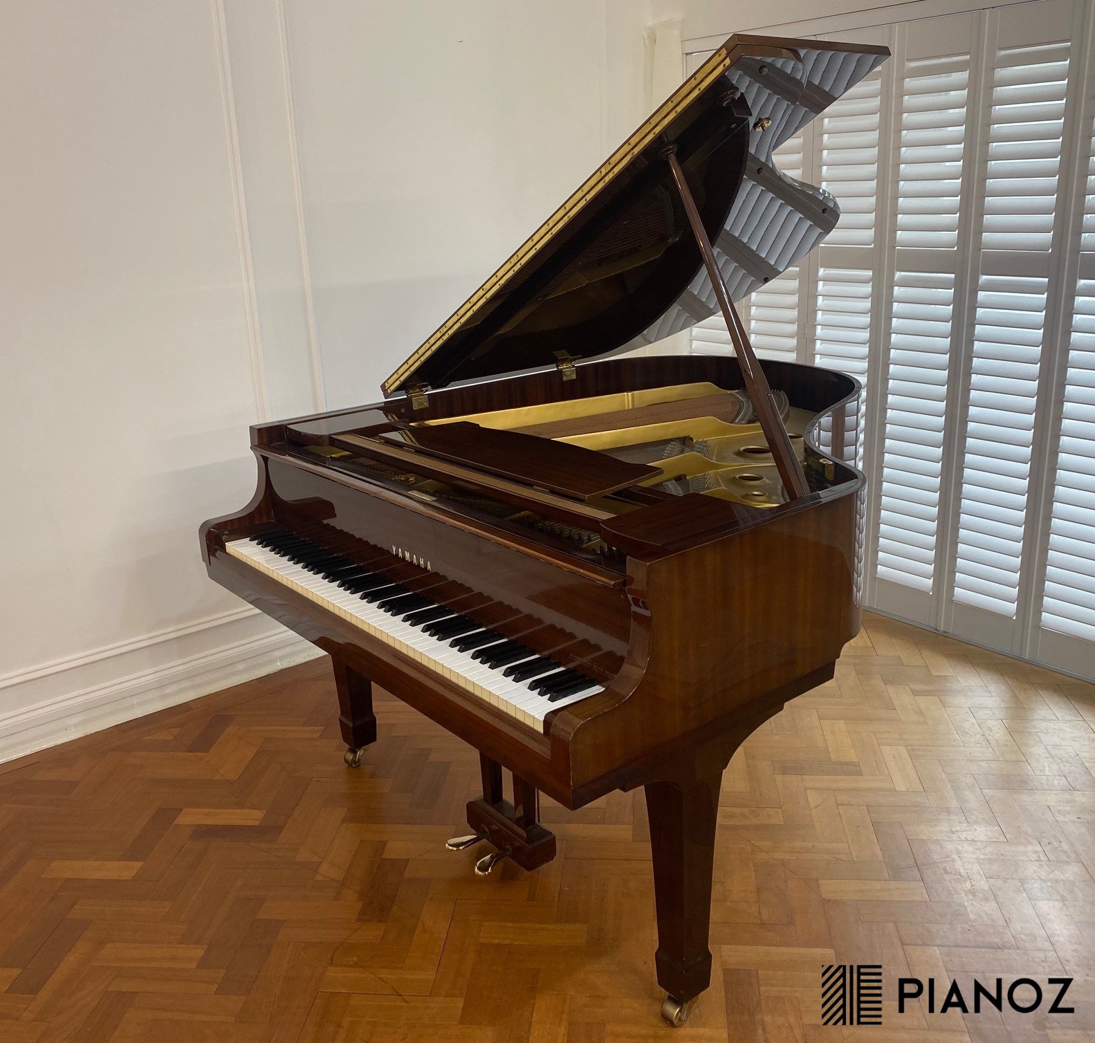 Yamaha G2 Baby Grand Piano piano for sale in UK