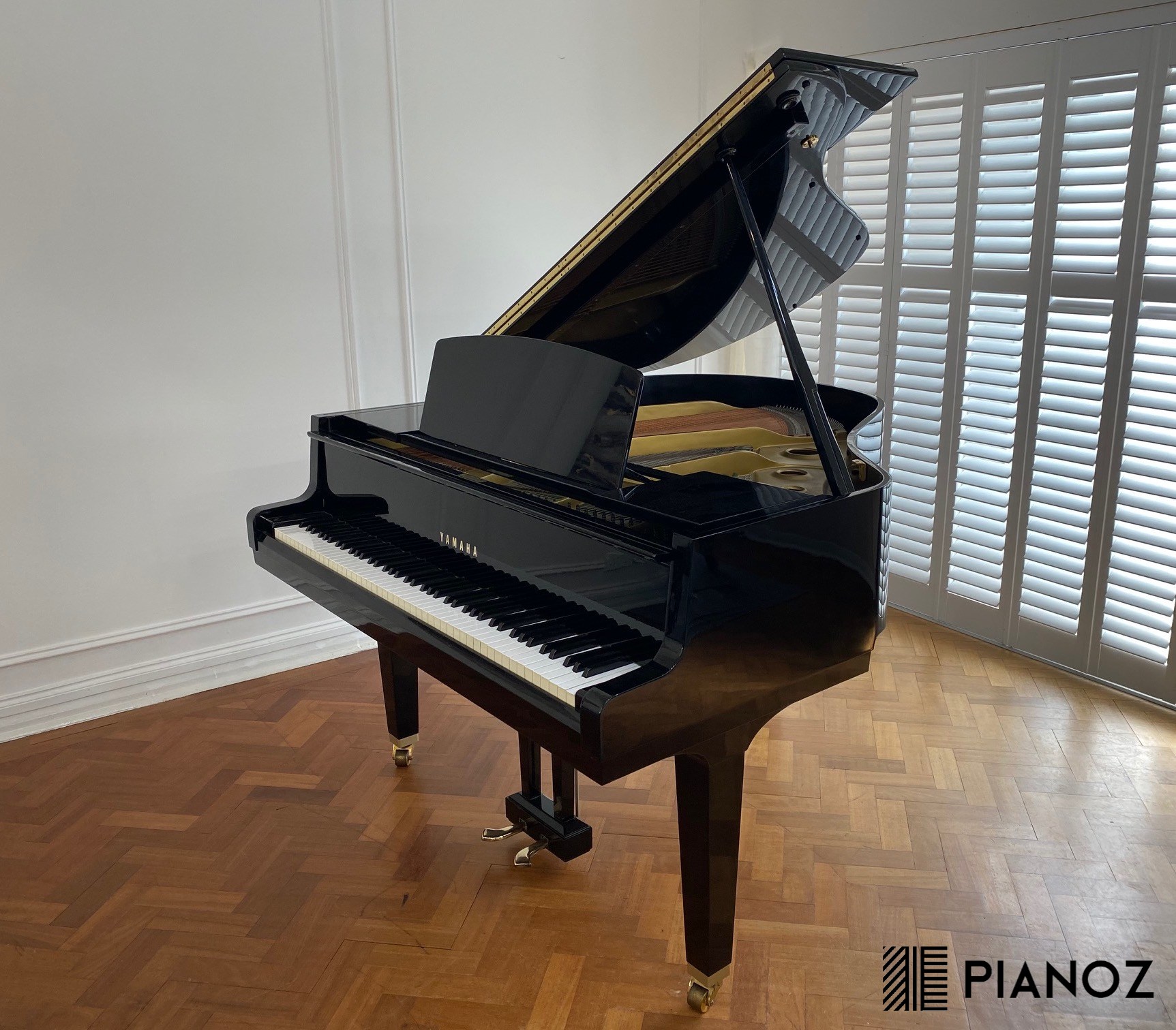 Yamaha G1 Japanese Baby Grand Piano piano for sale in UK