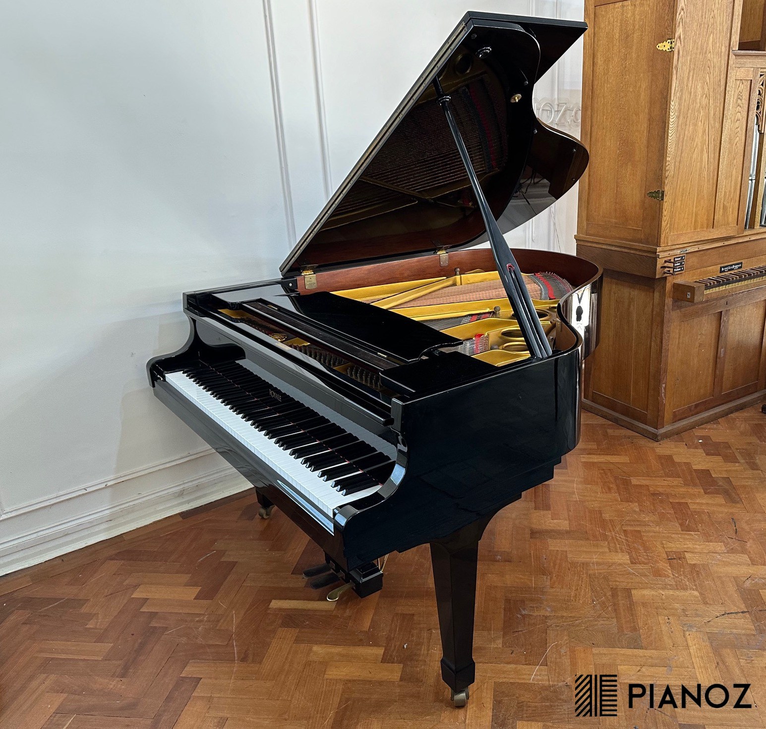 Royale Black High Gloss Baby Grand Piano for sale UK | P I A N O Z - The  Ultimate Online Piano Showroom - UK Piano Shop - Black Baby Grands