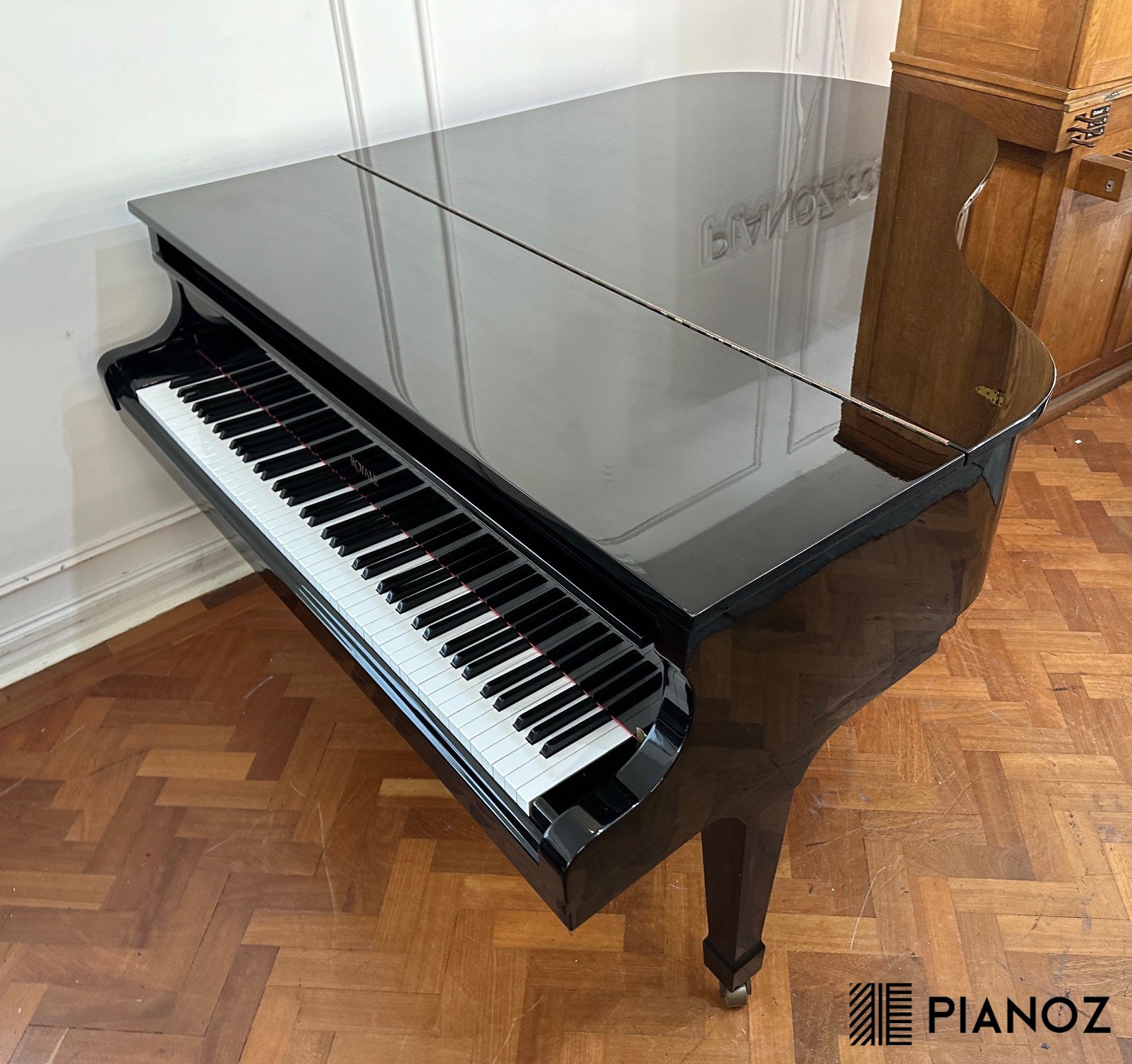 Royale Black High Gloss Baby Grand Piano for sale UK | P I A N O Z - The  Ultimate Online Piano Showroom - UK Piano Shop - Black Baby Grands