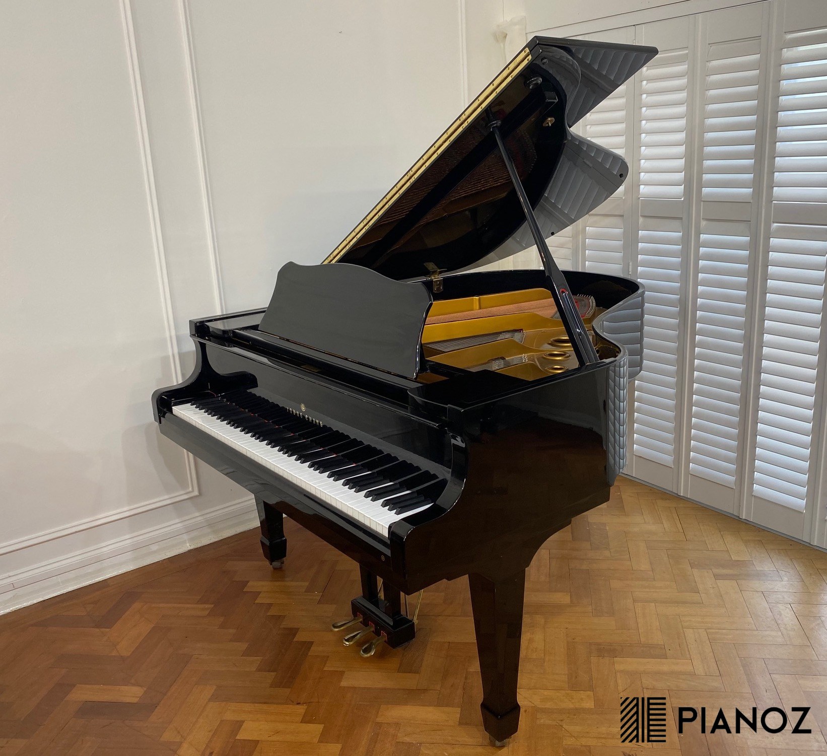 Young Chang 175cm Baby Grand Piano piano for sale in UK