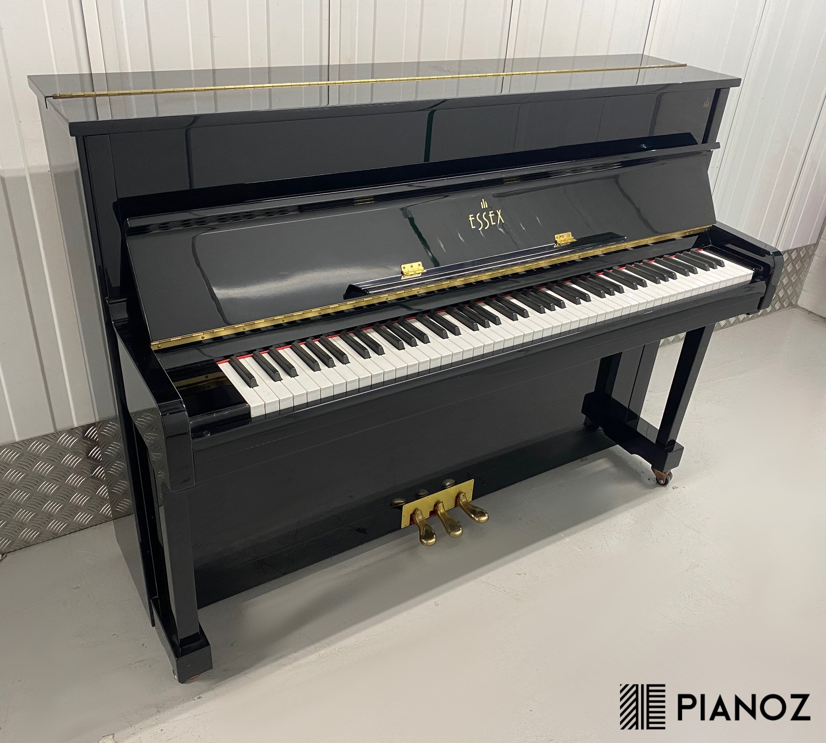 Essex by Steinway & Sons EUP111E Black Gloss for sale