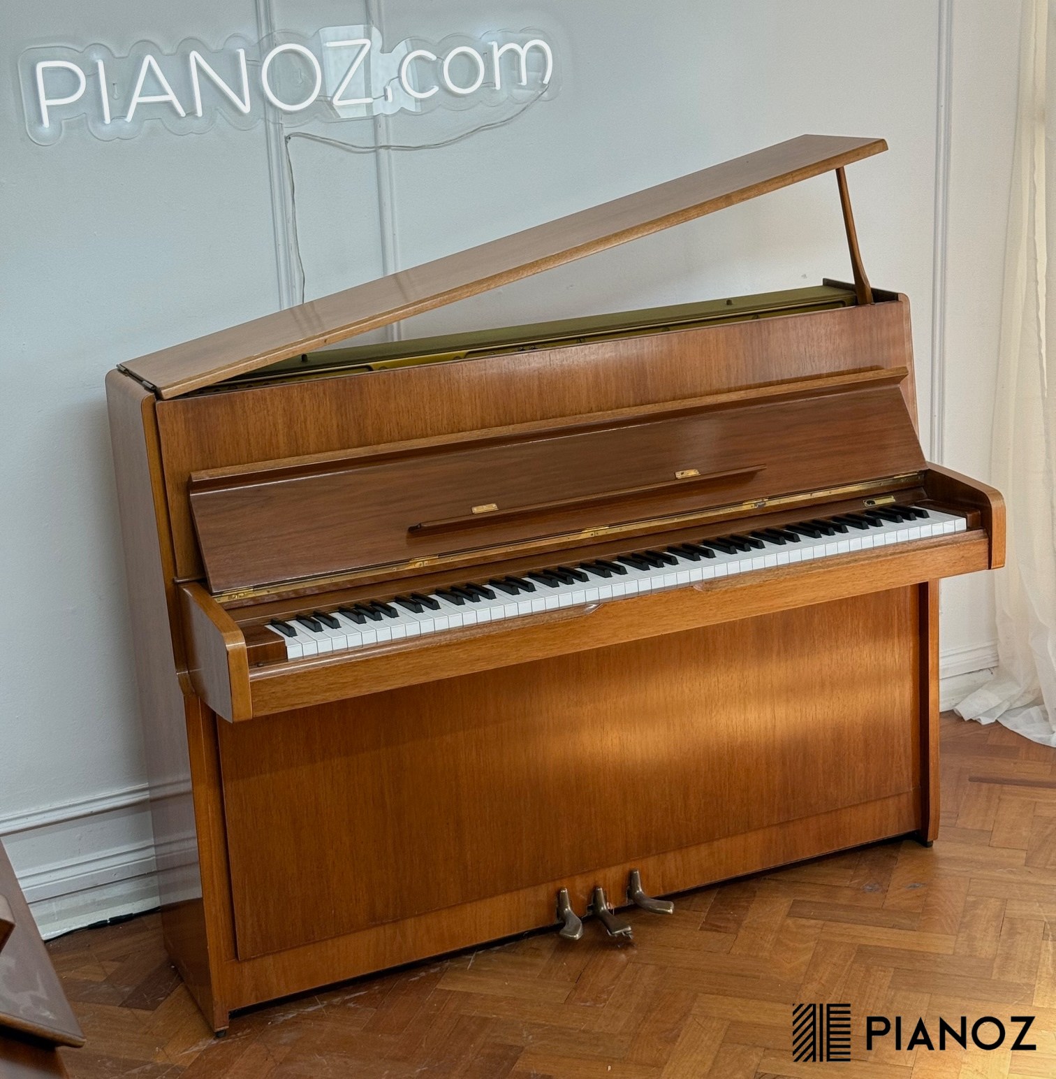 Yamaha M1 Upright Piano piano for sale in UK