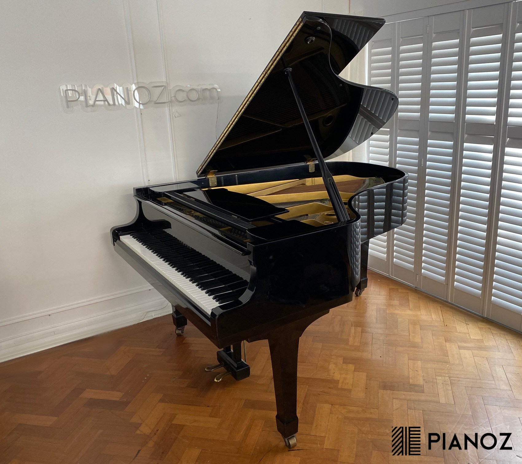 Yamaha G3 Japanese Grand Piano piano for sale in UK